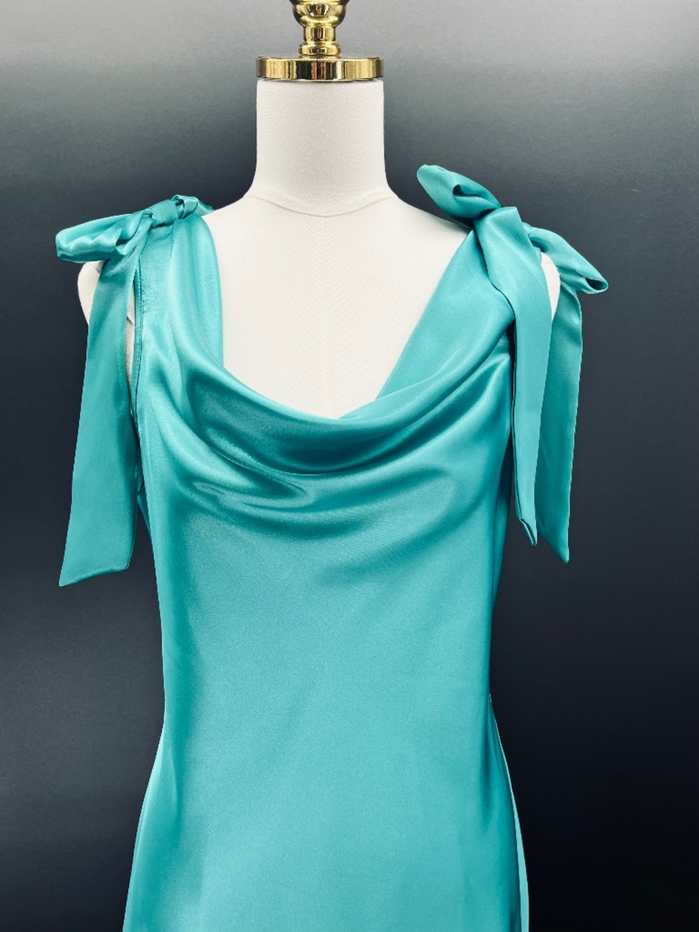 bebe Satin Emerald Midi Dress. NWT. Size M
